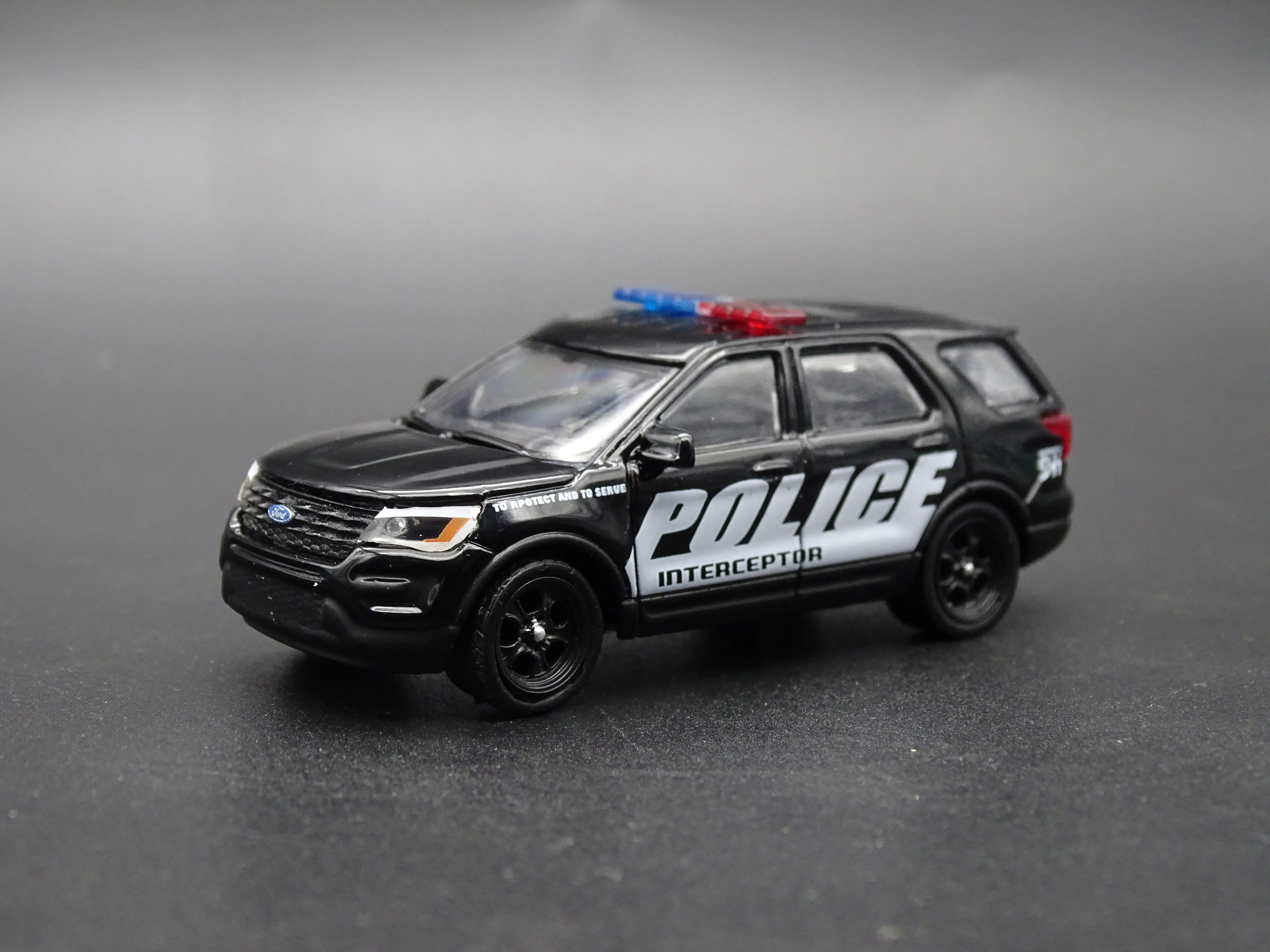 Коллекция 1/64 GREENLIGHT Ford explorer 2016 коллекция живописи литье под давлением общая