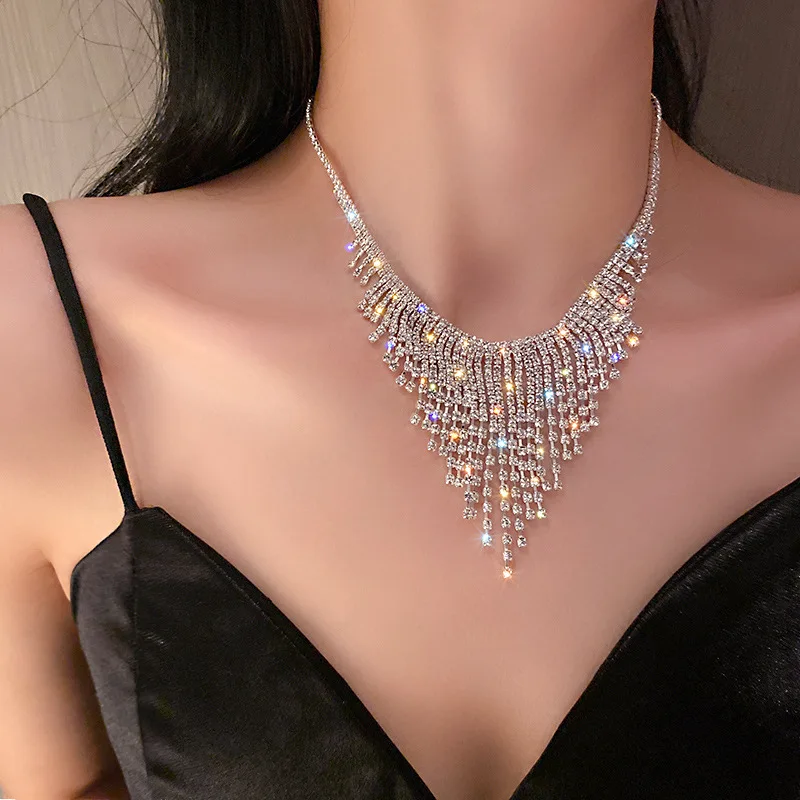 Фото Новое роскошное ожерелье с крупными бриллиантами и кисточками для женщин