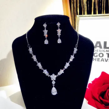 CC Bridal Jewelry Sets Necklace Stud Earrings for Women 925 Sterling Silver Wedding Accessory Water Drop Shine Crystal CCAS217
CC Bridal Jewelry Sets Necklace Stud Earrings for Women 925 Sterling Silver Wedding Accessory Water Drop Shine Crystal CCAS217