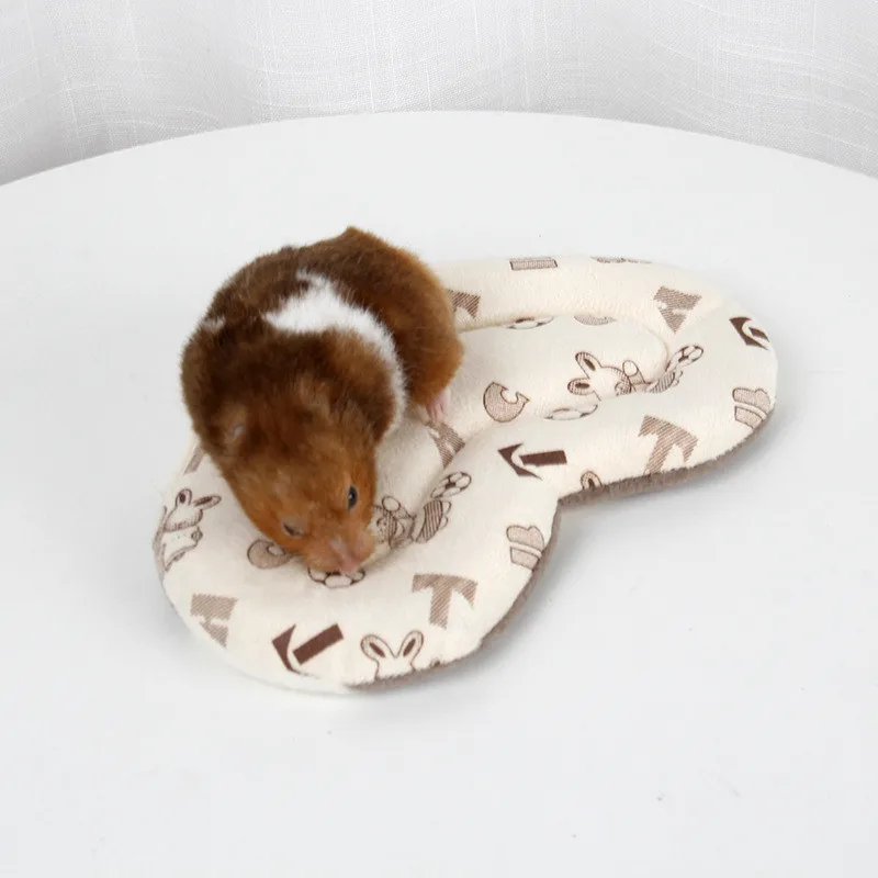 Фото Хлопковый коврик для хомяка в форме сердца теплый сна подстилка - купить