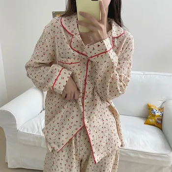 Chic Women Sweet Pajamas Suits 2020 New Fashion Sleepwear Loose Long Sleeve Autumn Cherry Print Tops Pants Homewear
Chic Women Sweet Pajamas Suits 2020 New Fashion Sleepwear Loose Long Sleeve Autumn Cherry Print Tops Pants Homewear
