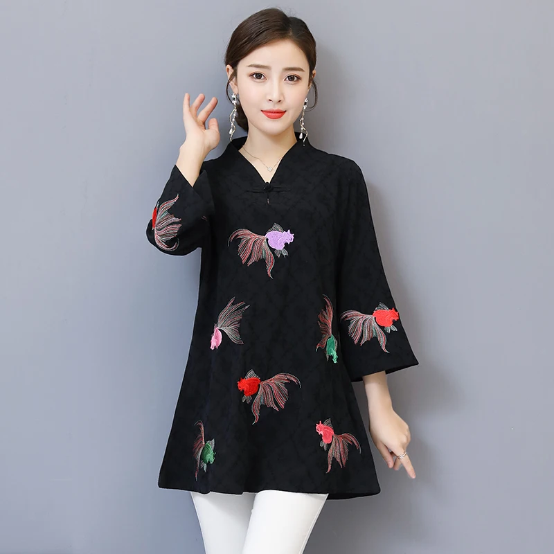 Medium and long cotton and linen jacquard national style shirt plate button v-neck embroidered blouse horn sleeve
Medium and long cotton and linen jacquard national style shirt plate button v-neck embroidered blouse horn sleeve