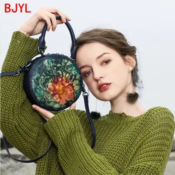 Leather Small Round Bag Women Handbag Mini Shoulder Messenger Bags Handmade Cowhide Design Niche Retro Original Female 2020 Soft
Leather Small Round Bag Women Handbag Mini Shoulder Messenger Bags Handmade Cowhide Design Niche Retro Original Female 2020 Soft