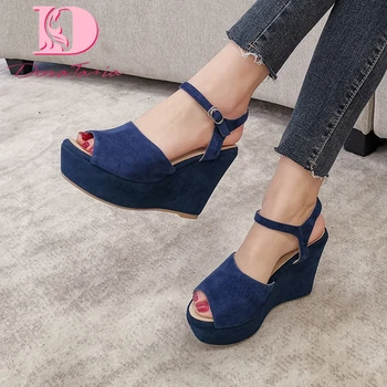 Doratasia New Arrivals 2020 Kid Suede Wedge High Heels Summer Sandals Woman Shoes Buckle Strap Platform Shoes Women Sandals
Doratasia New Arrivals 2020 Kid Suede Wedge High Heels Summer Sandals Woman Shoes Buckle Strap Platform Shoes Women Sandals