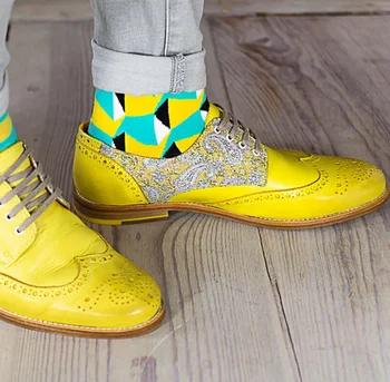 Brogue New High Quality Genuine Leather Color Mixing Men Brogues Shoes mens loafers leather zapatos de hombre D223 
Brogue New High Quality Genuine Leather Color Mixing Men Brogues Shoes mens loafers leather zapatos de hombre D223