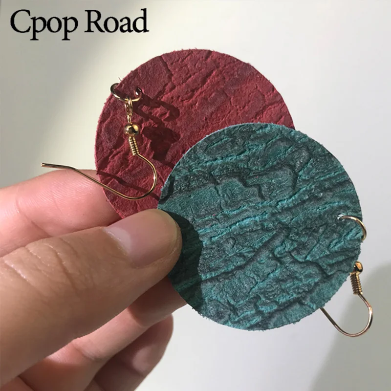 Cpop New Vintage Round Genuine Leather Earrings for Women Solid Color Imprint Dangle Earring Fashion Jewelry Accessories Gifts
Cpop New Vintage Round Genuine Leather Earrings for Women Solid Color Imprint Dangle Earring Fashion Jewelry Accessories Gifts
