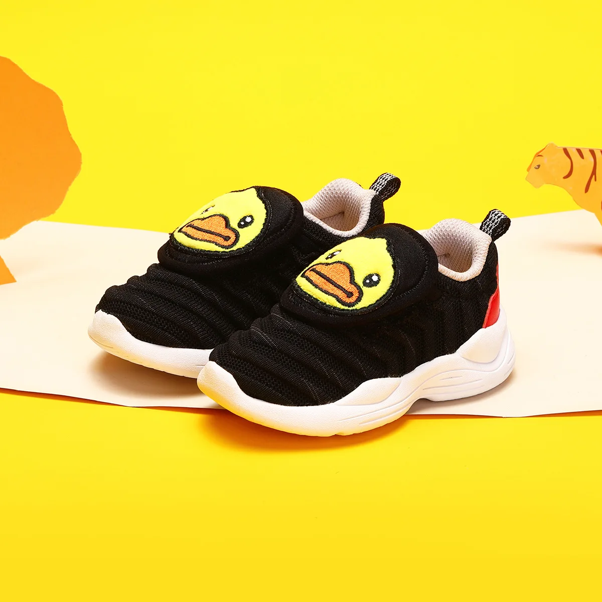 B. Duck Small Yellow Duck Spring And Autumn Duck Printed Slip-on Cute BOY'S Baby Little Kids' Casual Shoes
B. Duck Small Yellow Duck Spring And Autumn Duck Printed Slip-on Cute BOY'S Baby Little Kids' Casual Shoes