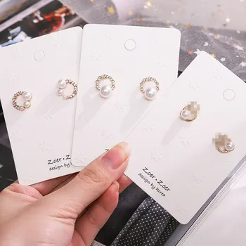 2020 New Style Silver Pin Korea Dongdaemun Pendant Zircon Short Temperament Female Simple Cool Pearl Ear Stud Ear Pendant 
2020 New Style Silver Pin Korea Dongdaemun Pendant Zircon Short Temperament Female Simple Cool Pearl Ear Stud Ear Pendant