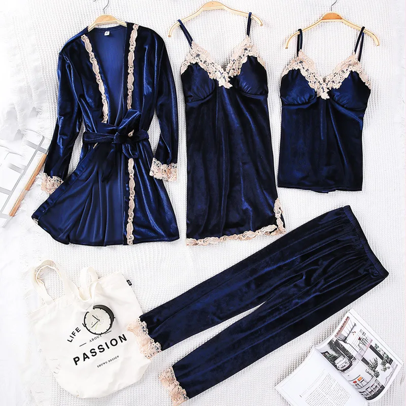 Fashion Navy Blue Gold Velvet 4 Peices Warm Pajamas Set Women Sexy Lace Sling Pajamas Winter Sleepwear Long Sleeves Nightwear 
Fashion Navy Blue Gold Velvet 4 Peices Warm Pajamas Set Women Sexy Lace Sling Pajamas Winter Sleepwear Long Sleeves Nightwear