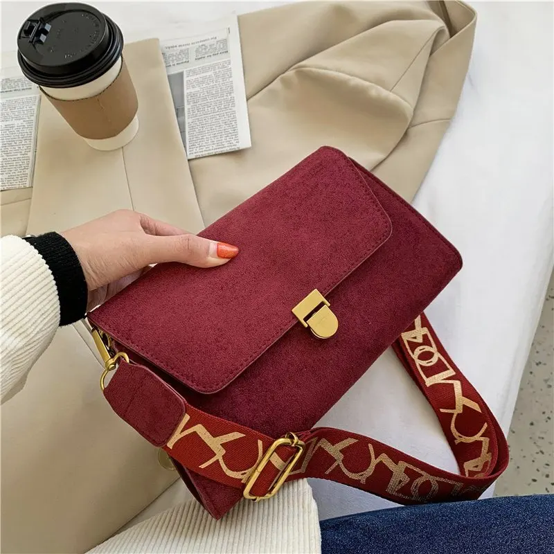 Luxury Designer Quality Crossbody Bags For Women 2020 Classic Solid Color Shoulder Bag Fashion Female Small -Purses And Handbags
Luxury Designer Quality Crossbody Bags For Women 2020 Classic Solid Color Shoulder Bag Fashion Female Small -Purses And Handbags