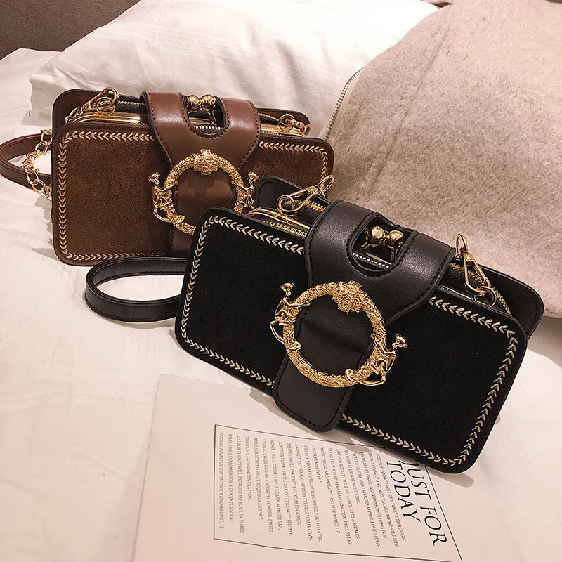 Dull Polish Winter Classic Square Sling Bag Double Monkey Fishing Gold Iron Clamp Mouth Three Compartment Shoulder Oblique WOMEN
Dull Polish Winter Classic Square Sling Bag Double Monkey Fishing Gold Iron Clamp Mouth Three Compartment Shoulder Oblique WOMEN