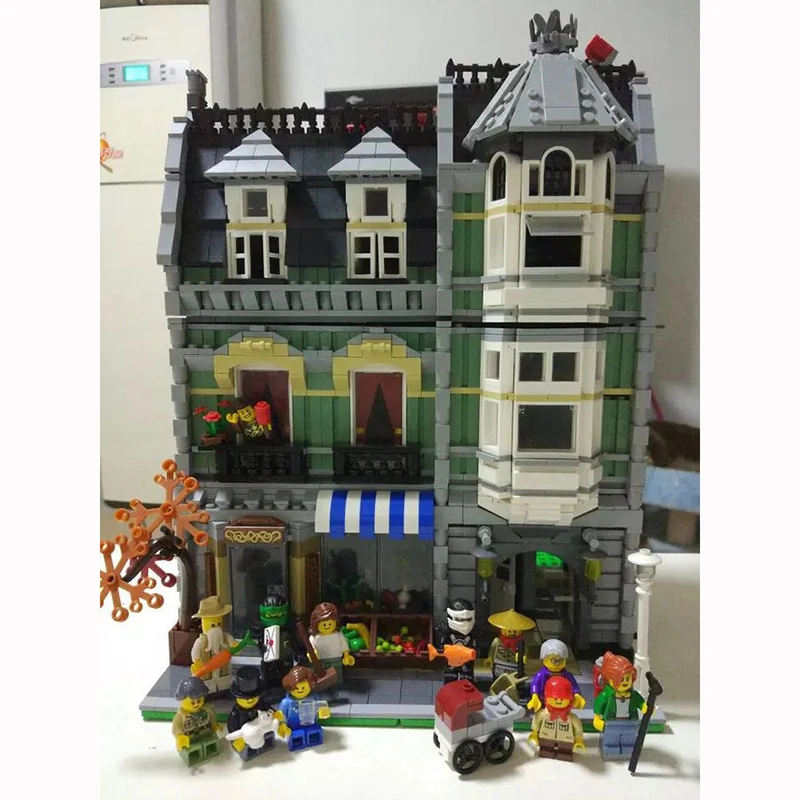 DHL City Street Building 15008 compatible with 10185 Green Grocer Model Building Kits Blocks Bricks Educational toy for children
DHL City Street Building 15008 compatible with 10185 Green Grocer Model Building Kits Blocks Bricks Educational toy for children