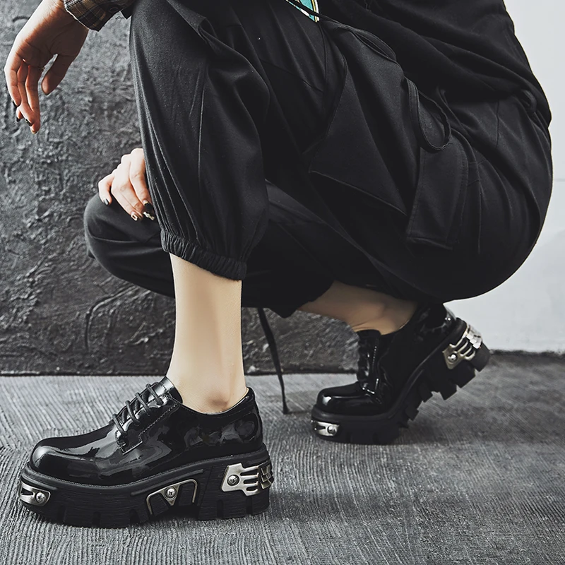Platform Women's Spring And Autumn New Lace Up Round Head Punk British Style Retro Oxford Chunky Heels Gothic Cosplay Lolita Cos
Platform Women's Spring And Autumn New Lace Up Round Head Punk British Style Retro Oxford Chunky Heels Gothic Cosplay Lolita Cos