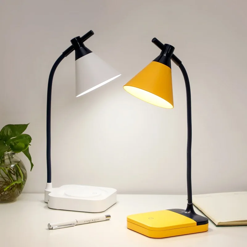 Creative USB Rechargeable LED Folding Desk Lamp Eye Protection Touch Dimmable Reading Table Lamp Led Light 3 Color Modes
Creative USB Rechargeable LED Folding Desk Lamp Eye Protection Touch Dimmable Reading Table Lamp Led Light 3 Color Modes