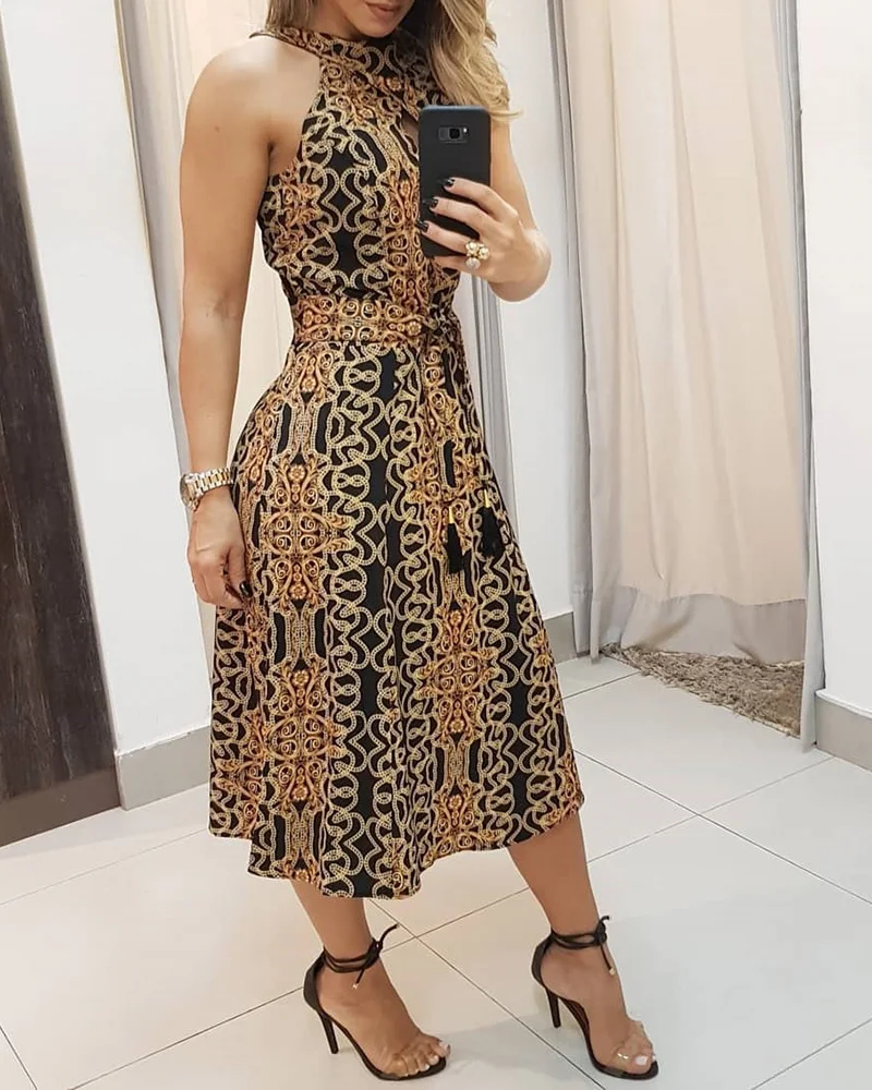 2020 Summer New Sexy Women Vintage Sleeveless High Neck Baroque Print Sleeveless Midi Dress Elegant Lady Party Fancy Dress
2020 Summer New Sexy Women Vintage Sleeveless High Neck Baroque Print Sleeveless Midi Dress Elegant Lady Party Fancy Dress