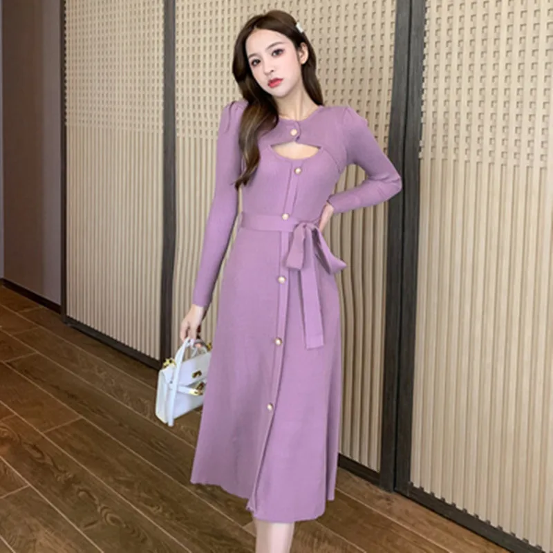 Autumn Chic Design Hollow Out Lady Knitted Dress Pearl Single Breasted Sashes Big Swing Sweater Long-Sleeved Bottoming Dress 
Autumn Chic Design Hollow Out Lady Knitted Dress Pearl Single Breasted Sashes Big Swing Sweater Long-Sleeved Bottoming Dress