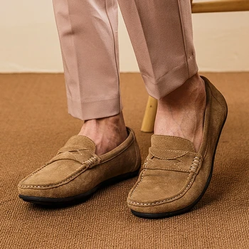 Basic Cow Suede Leather Men's Casual Driving Loafers Round Toe Slip on Man Comfortable Flats Daily Moccasin Penny Shoes KUD374
Basic Cow Suede Leather Men's Casual Driving Loafers Round Toe Slip on Man Comfortable Flats Daily Moccasin Penny Shoes KUD374