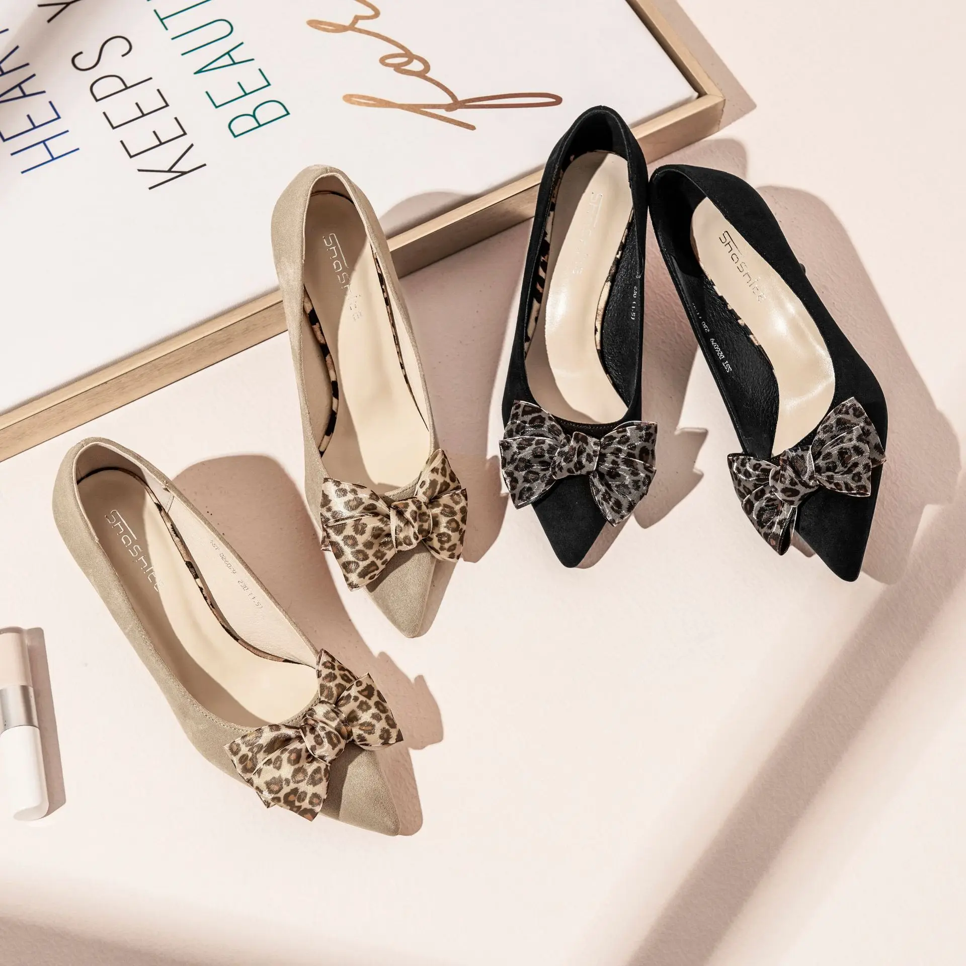 2019 Spring New Style Leopord Pattern Bow Cute WOMEN'S High-heeled Shoes Low-Cut Fashion Shoes
2019 Spring New Style Leopord Pattern Bow Cute WOMEN'S High-heeled Shoes Low-Cut Fashion Shoes
