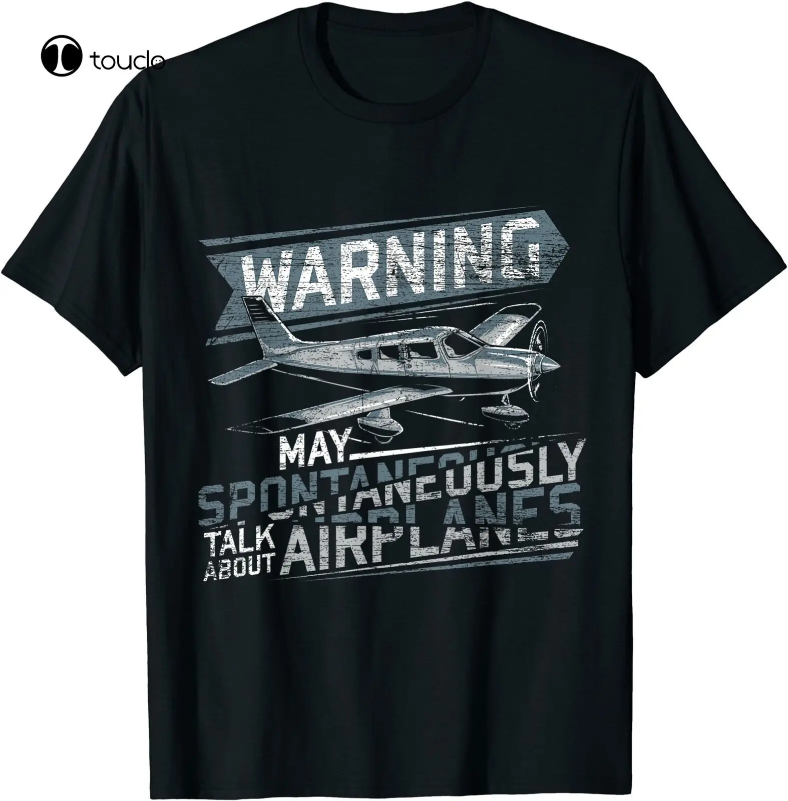 Женская Черная футболка с рисунком самолетов
Женская Черная футболка с рисунком самолетов