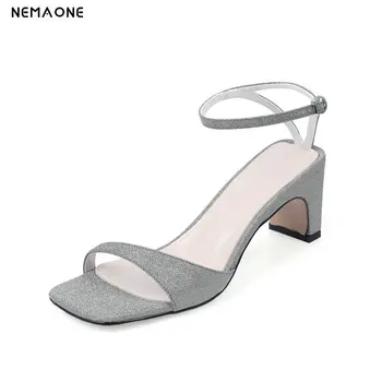 2020 New The High Quality Glitter Leather Women Sandals Fashion Sexy High Heel Buckle Women Shoes Ladies Summer Party Sandals
2020 New The High Quality Glitter Leather Women Sandals Fashion Sexy High Heel Buckle Women Shoes Ladies Summer Party Sandals