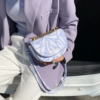 PU Leather Solid Color Crossbody Bags for Women 2020 Fashion Small Shoulder Bag Female Handbags and Purses Saddle Bag
PU Leather Solid Color Crossbody Bags for Women 2020 Fashion Small Shoulder Bag Female Handbags and Purses Saddle Bag