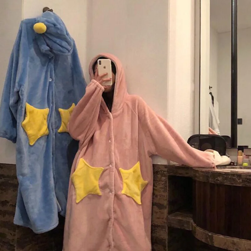 Cute Single Breasted Hooded Mid-length Pajamas Women's Autumn And Winter 2019 New Style Thick Mixed Colors Star Home Wear Women'
Cute Single Breasted Hooded Mid-length Pajamas Women's Autumn And Winter 2019 New Style Thick Mixed Colors Star Home Wear Women'