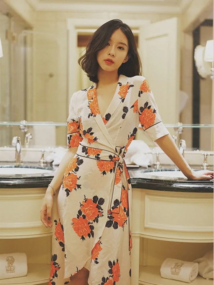 Women Floral Print Mid Calf Wrap Dress With Sashes Short Sleeve V Neck Long Dress
Women Floral Print Mid Calf Wrap Dress With Sashes Short Sleeve V Neck Long Dress