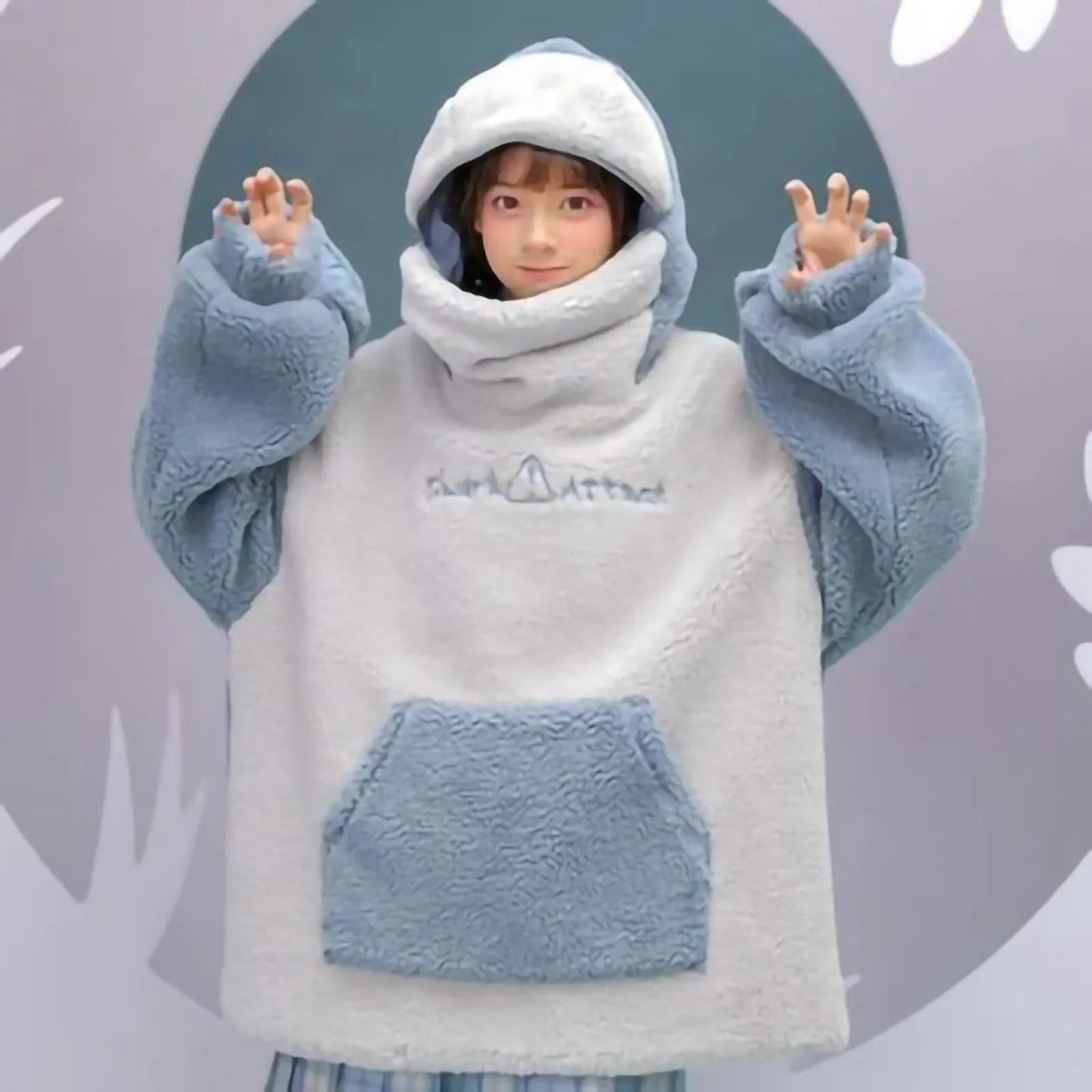 Фото Женский пуловер с мультяшным принтом зимний свитшот большого размера в
