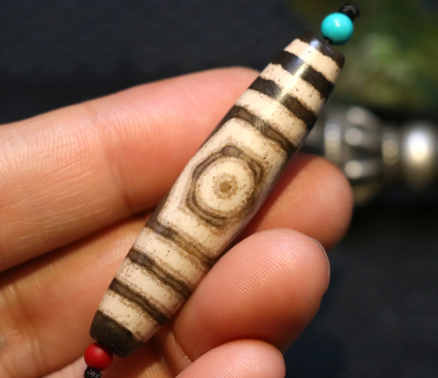 LKbrother Talisman Treasure Magic Energy Tibetan old Agate 3 Eye Big Wisdom Elements dZi Bead Totem Amulet Pendant 4A UPD210228
LKbrother Talisman Treasure Magic Energy Tibetan old Agate 3 Eye Big Wisdom Elements dZi Bead Totem Amulet Pendant 4A UPD210228