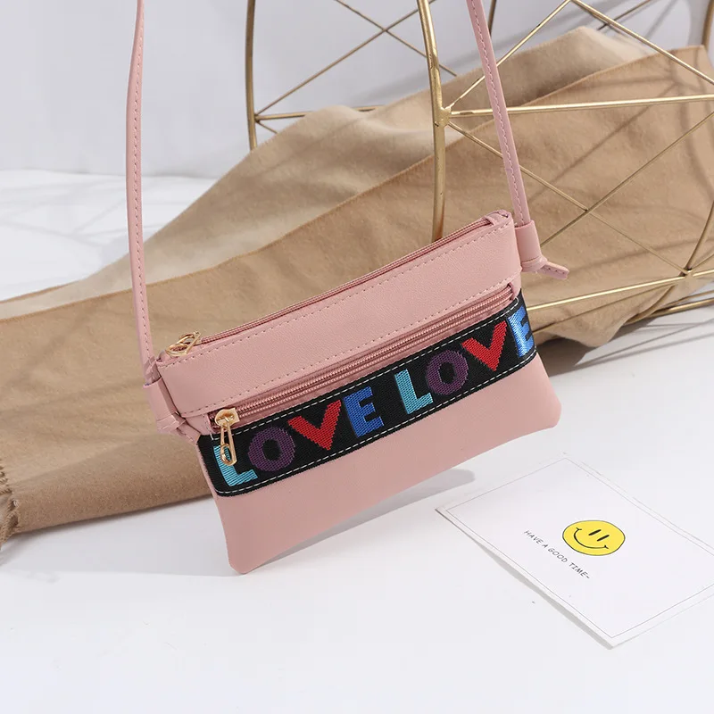 Bag Women's 2019 New Style Fashion Lettered Versitile Fashion Shoulder Bag Mobile Phone Change Cool Bag
Bag Women's 2019 New Style Fashion Lettered Versitile Fashion Shoulder Bag Mobile Phone Change Cool Bag
