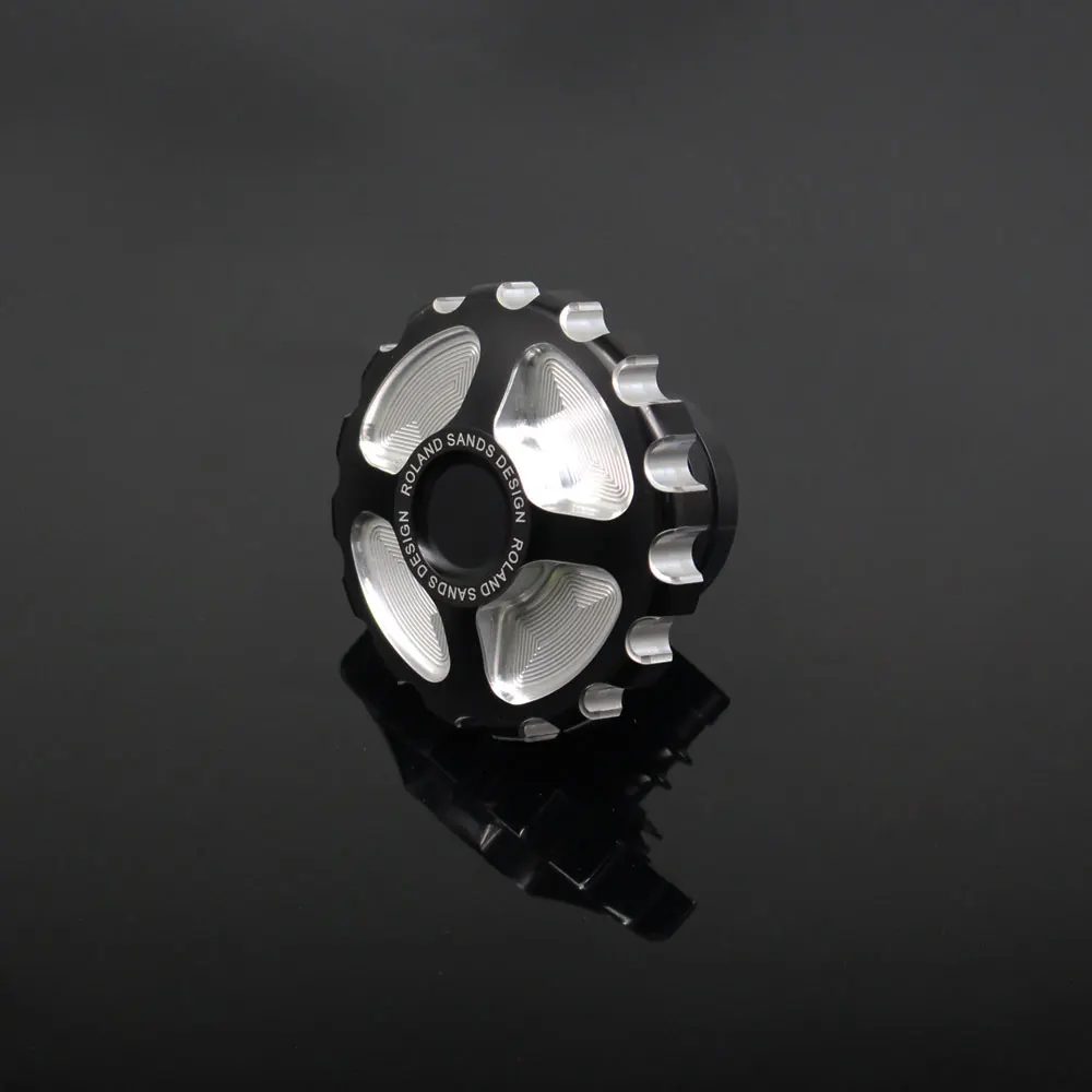 Motorcycle CNC Aluminum Fuel Gas Tank Vented Decorative Oil Cap For Touring Road King Softail Dyna Sportster XL 1200 883 X48
Motorcycle CNC Aluminum Fuel Gas Tank Vented Decorative Oil Cap For Touring Road King Softail Dyna Sportster XL 1200 883 X48