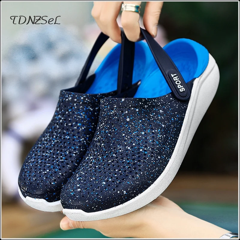 2020 Crocks Hole Shoes Croc Men Green Garden Casual Rubber Clogs For Men Male Sandals Summer Slides Crocse Swimming Jelly Shoes
2020 Crocks Hole Shoes Croc Men Green Garden Casual Rubber Clogs For Men Male Sandals Summer Slides Crocse Swimming Jelly Shoes