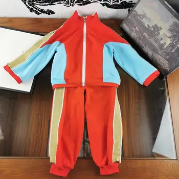 New girls' sweater suit pants in autumn / winter 2020 High end children's two piece trousers Coat + pants
New girls' sweater suit pants in autumn / winter 2020 High end children's two piece trousers Coat + pants
