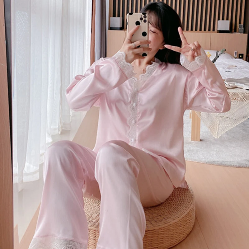 Pajamas Women Spring And Autumn Silk Long-sleeved Trousers Thin Section Solid Color Simulation Silk Home Service Ladies
Pajamas Women Spring And Autumn Silk Long-sleeved Trousers Thin Section Solid Color Simulation Silk Home Service Ladies