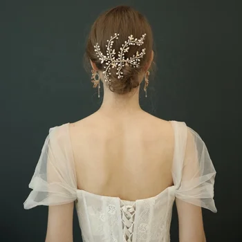 Unique Style Professional Handmade Crystal Hair Vine Pearls Wedding Bridal Gold Hair Comb
Unique Style Professional Handmade Crystal Hair Vine Pearls Wedding Bridal Gold Hair Comb