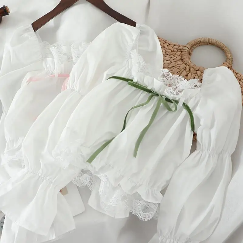Sweet White Blouse 2020 Spring Summer Short Immortal Frilled Lace Off-Shoulder Bow Lace-up Bell Long Sleeve Shirt G1659
Sweet White Blouse 2020 Spring Summer Short Immortal Frilled Lace Off-Shoulder Bow Lace-up Bell Long Sleeve Shirt G1659