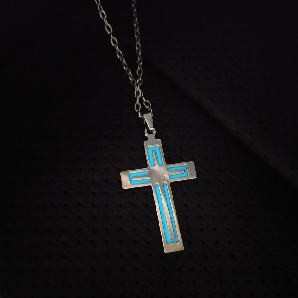 Naszyjnik z wisiorkiem Rinhoo - lśniący, świecący w ciemności, w kształcie krzyża serca na stalowej nierdzewnej biżuterii - unisex - Wianko - 17
