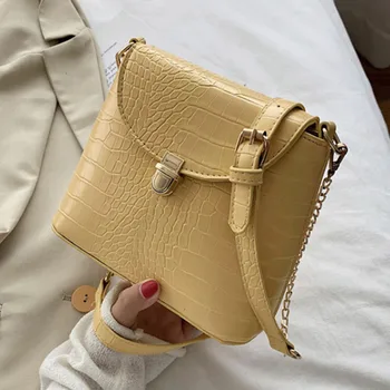 Large Capacity Lock Flap Bags New Women Bags Retro Alligator Leather Chain Bags Casual Shoulder Messenger Bags Female Totes Bags 
Large Capacity Lock Flap Bags New Women Bags Retro Alligator Leather Chain Bags Casual Shoulder Messenger Bags Female Totes Bags