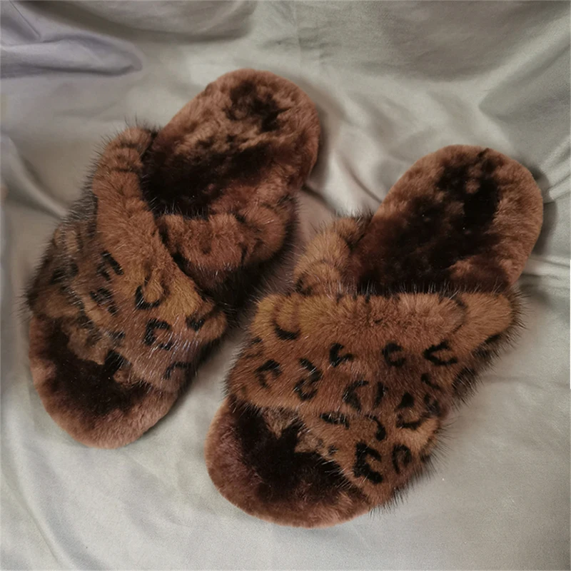 Natural Hot Fur Slippers 100% Mink Fur Slippers High Quality Ladies Fur Slippers Cross Fur Flat Heel Slippers
Natural Hot Fur Slippers 100% Mink Fur Slippers High Quality Ladies Fur Slippers Cross Fur Flat Heel Slippers