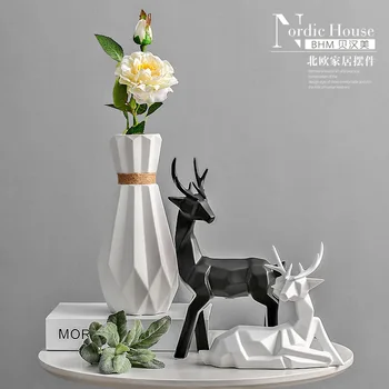 Northern Europe Creative home decoration accessories Ceramic vase high quality Chinese Ceramic Milu deer
Northern Europe Creative home decoration accessories Ceramic vase high quality Chinese Ceramic Milu deer