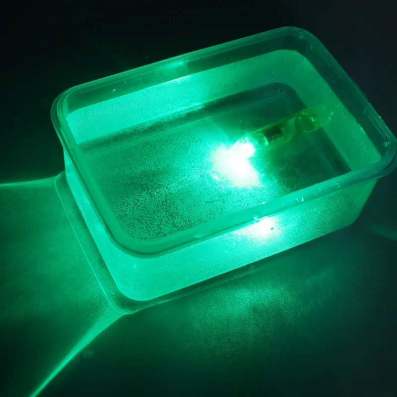 1pc Deep Drop Fishing Light LED Night Fishing Light Submersible Multi-Color Underwater Fish Finder Lure Flashing Attracting Lamp
1pc Deep Drop Fishing Light LED Night Fishing Light Submersible Multi-Color Underwater Fish Finder Lure Flashing Attracting Lamp