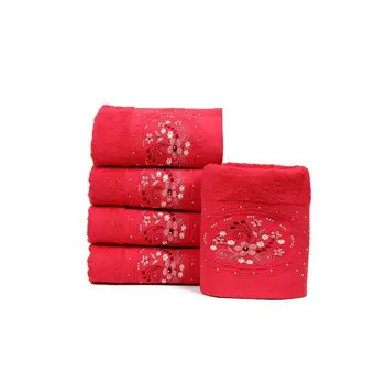Daisy Embroidered Gemstone 5'li Towel Set Fuchsia
Daisy Embroidered Gemstone 5'li Towel Set Fuchsia