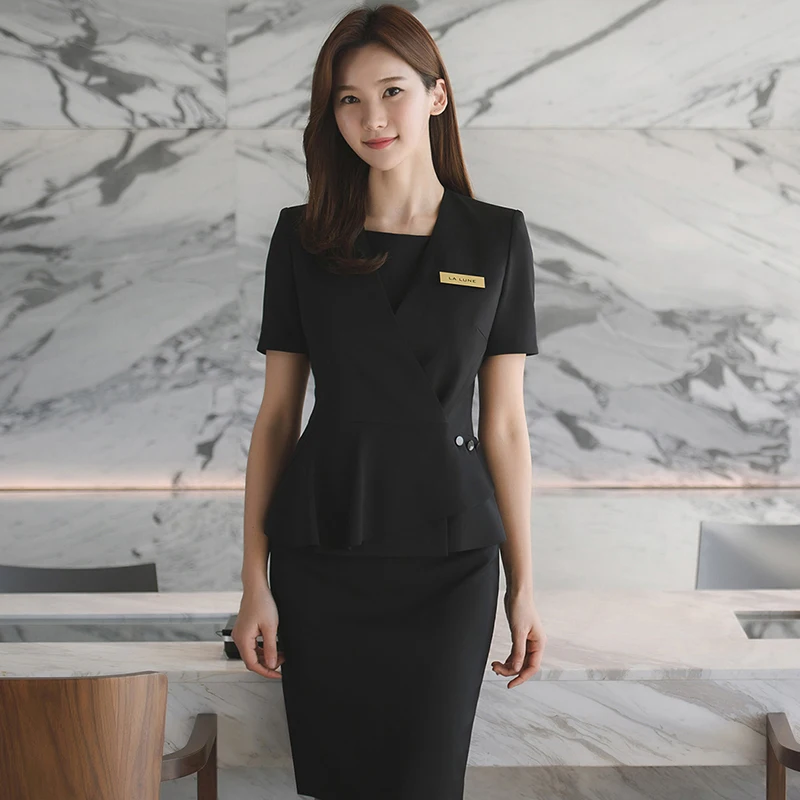 Korean version of plastic surgery hospital front desk uniform suit Beauty salon hotel front desk cashier uniform store manager
Korean version of plastic surgery hospital front desk uniform suit Beauty salon hotel front desk cashier uniform store manager