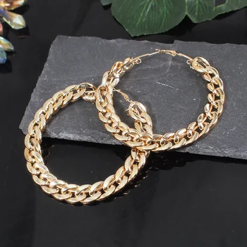 Korea Fashion Gold Color Chain Hoop Earrings for Women 2020 Vintage Simple Popular Metal C Shape Ring Earrings Statement Jewelry
Korea Fashion Gold Color Chain Hoop Earrings for Women 2020 Vintage Simple Popular Metal C Shape Ring Earrings Statement Jewelry
