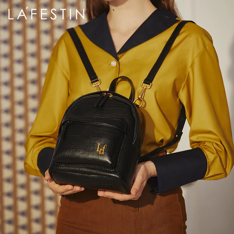 LAFESTIN Fashion crocodile pattern backpack 2020 new ins female trend simple retro lightweight small backpack
LAFESTIN Fashion crocodile pattern backpack 2020 new ins female trend simple retro lightweight small backpack