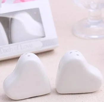wedding party gift and giveaways for guests--ceramic Favors "A Dash of Love" Ceramic Heart Salt & Pepper Shakers 80 sets/lot
wedding party gift and giveaways for guests--ceramic Favors "A Dash of Love" Ceramic Heart Salt & Pepper Shakers 80 sets/lot