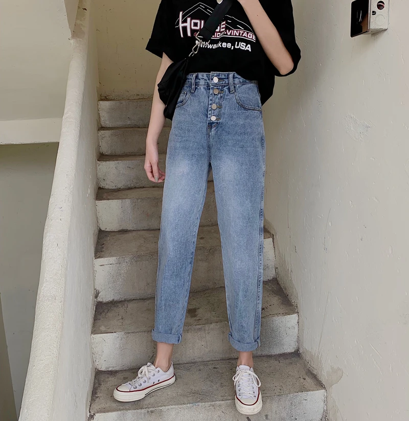 ZOSOL 2020 New Style Buckle Jeans Women's Casual Loose Straight Slimming Dad Pants
ZOSOL 2020 New Style Buckle Jeans Women's Casual Loose Straight Slimming Dad Pants