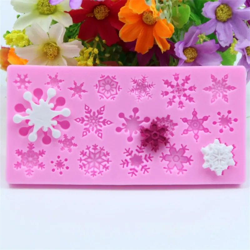 1PCS Cake Mold Silicone Christmas Snowflake Pattern Fondant Chocolate Non-Stick Kitchen Bakeware Baking Decorating Tools
1PCS Cake Mold Silicone Christmas Snowflake Pattern Fondant Chocolate Non-Stick Kitchen Bakeware Baking Decorating Tools