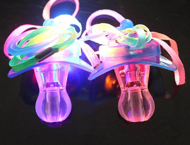 200pcs pacifier whistle promotion LED Flashing Pacifier Whistle Fun Toy Survival Tool Flash Glow Sticks Christmas Bar Party Sup
200pcs pacifier whistle promotion LED Flashing Pacifier Whistle Fun Toy Survival Tool Flash Glow Sticks Christmas Bar Party Sup