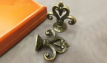Hardware accessories European drawer single hole hand-held wardrobe cabinet bronze ring handle Chinese antique
Hardware accessories European drawer single hole hand-held wardrobe cabinet bronze ring handle Chinese antique